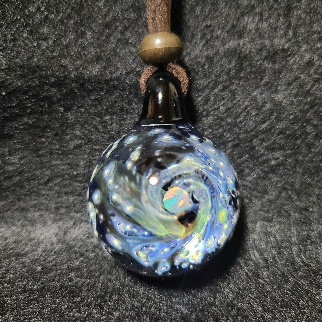 【玉響glass】ギャラクシーオパールペンダント ポリシリケイトガラス 一品物
