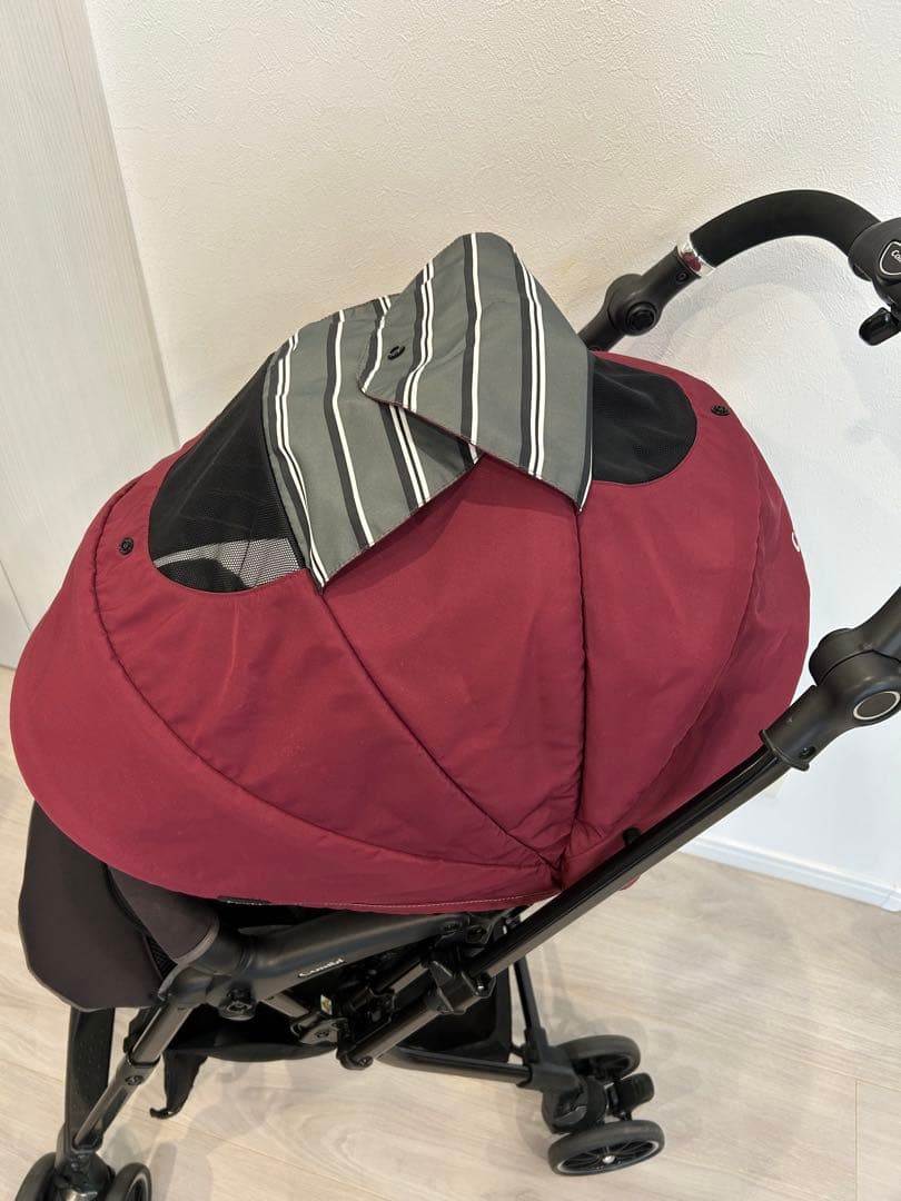 Combi ホワイトレーベル スゴカルα 4キャス コンパクト HK