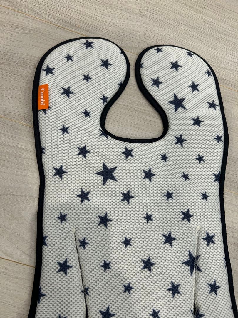 Combi ホワイトレーベル スゴカルα 4キャス コンパクト HK