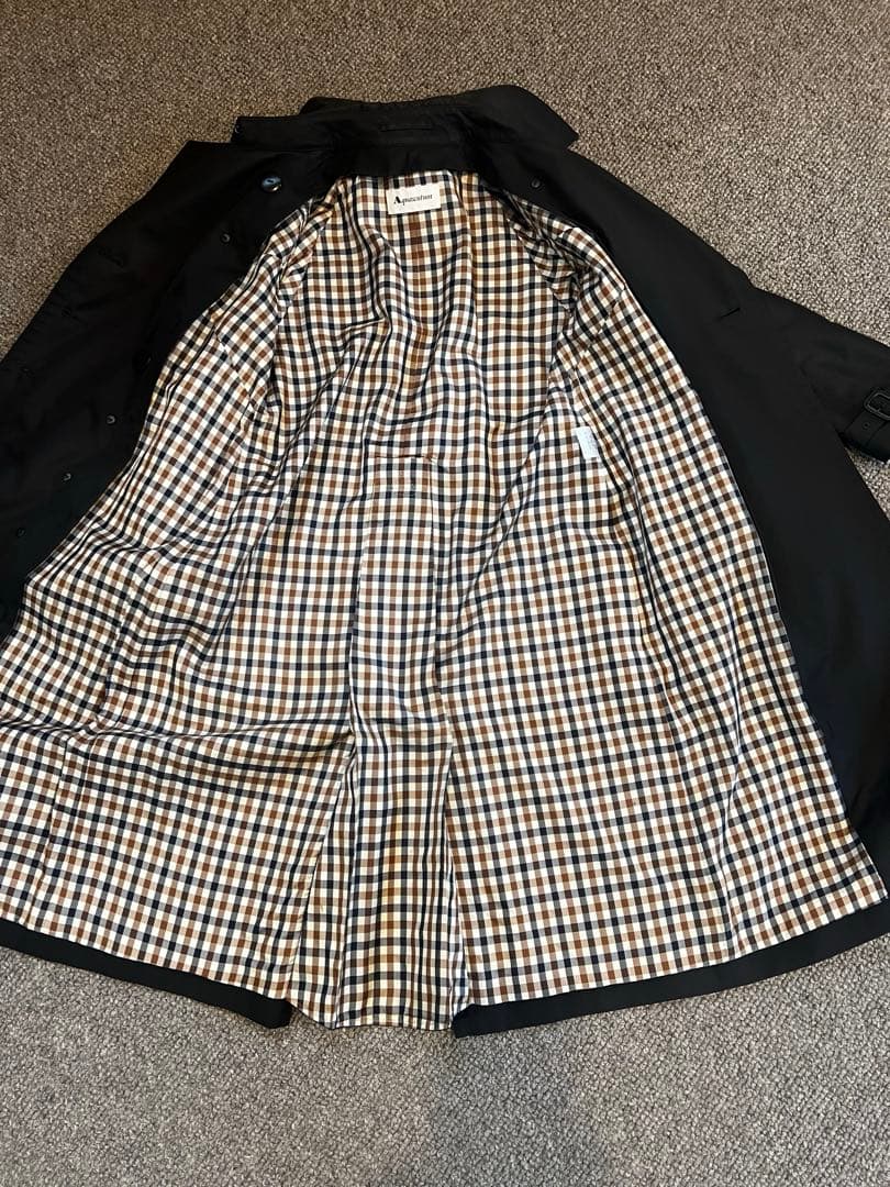 ブラック トレンチコート チェック裏地