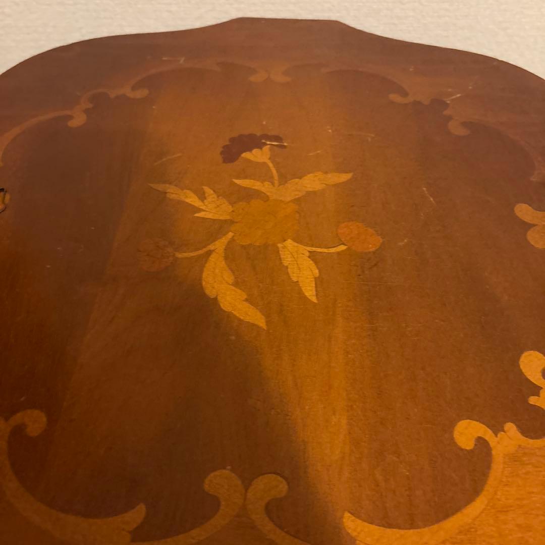 木製花模様インレイテーブル