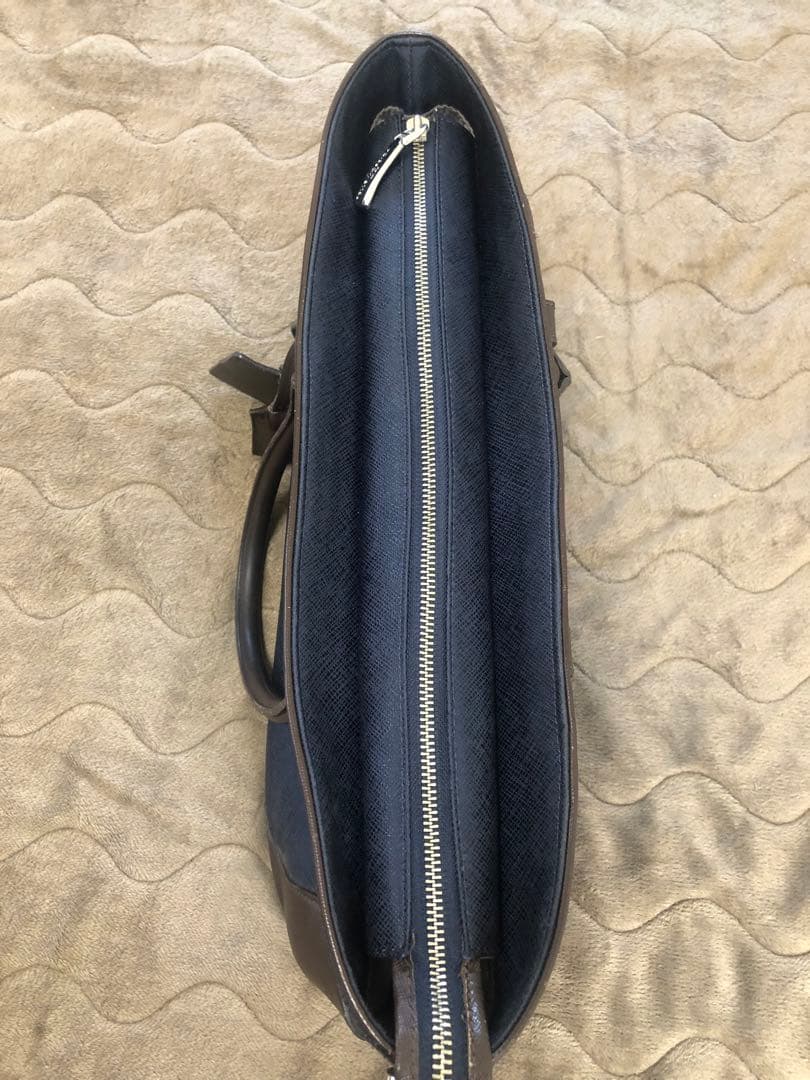 ペッレモルビダ　2way キャピターノ　メイデンボヤージュ ネイビー➕ブラウン