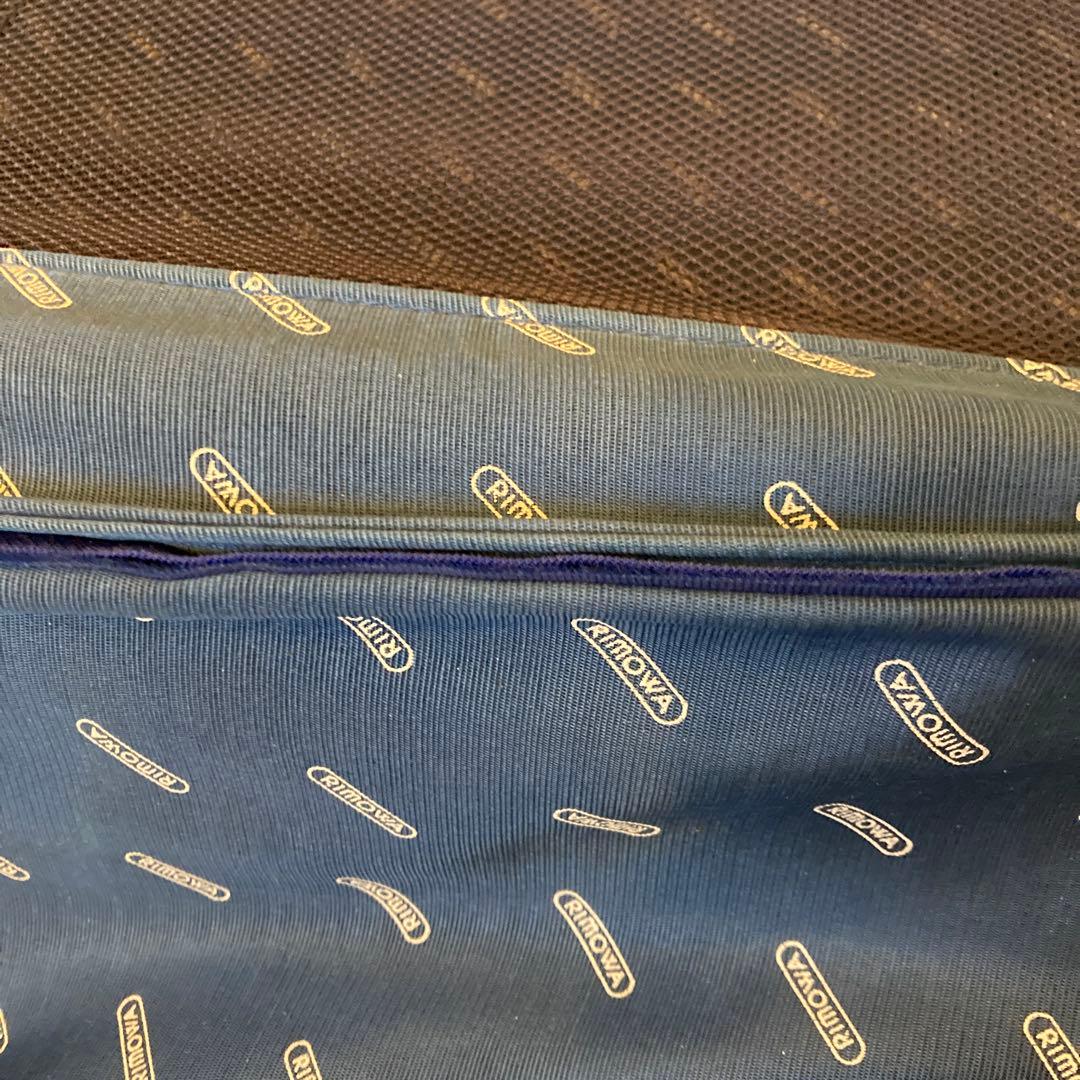 リモワ　RAMOWA 4輪　サイドハンドル　104リットル