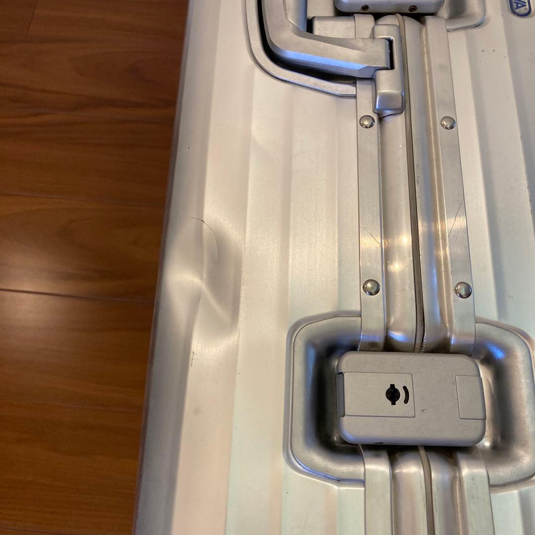 リモワ　RAMOWA 4輪　サイドハンドル　104リットル