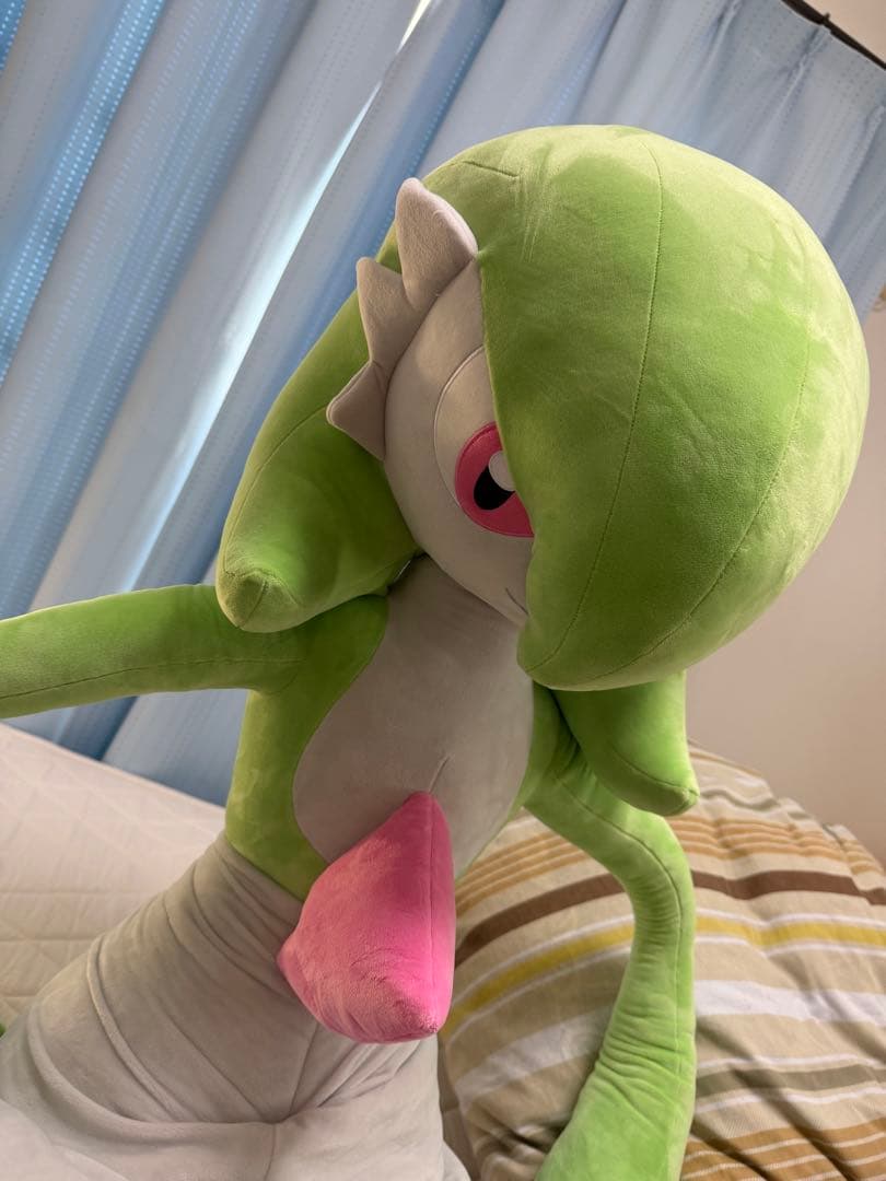 ポ*タ様 ポケモンセンターオンライン　限定　ぬいぐるみ 等身大サーナイト