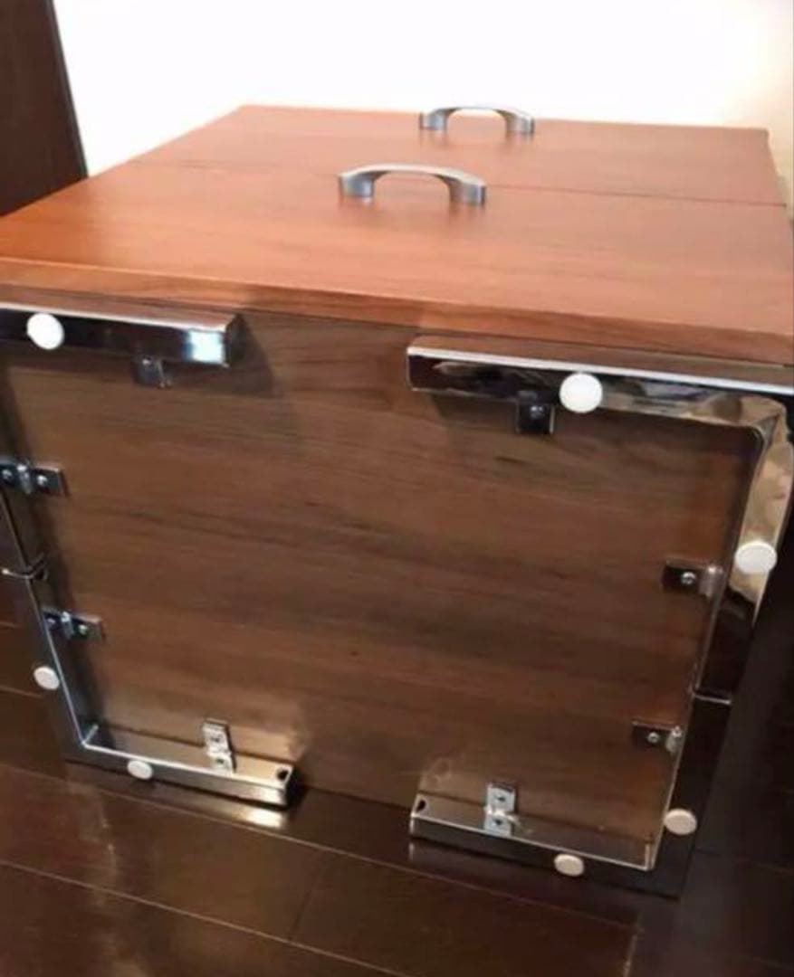 ボーコンセプトBoConcept 北欧家具ナイトスタンド サイドテール