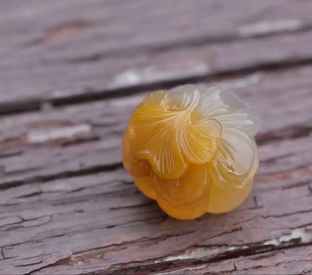 ゴビ石−1412 ゴビ瑪瑙　『銀杏』和菓子　彫刻