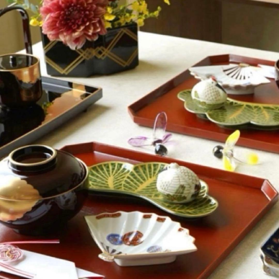 【新品】【大人気】有田焼幸楽窯　錦茶緑金松葉形前菜皿3枚セット　縁起物