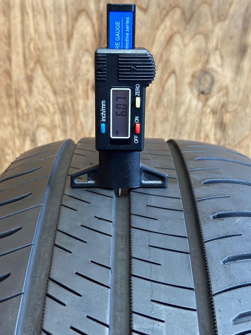 タイヤ・ホイール (538)215/50R17 DUNLOP ENASAVE RV505