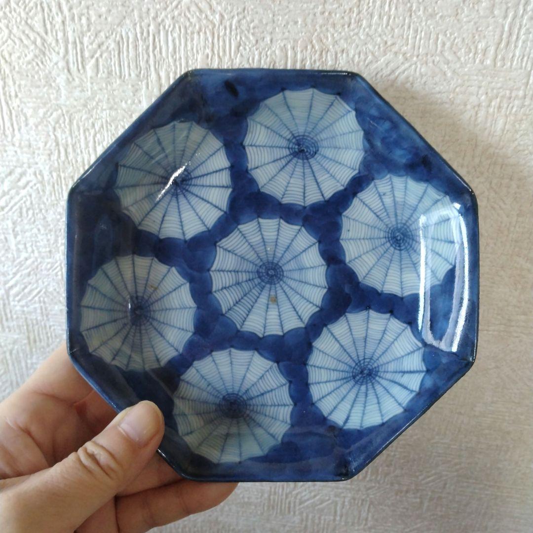古伊万里染付蜘蛛の巣文様瑠璃八角皿江戸時代