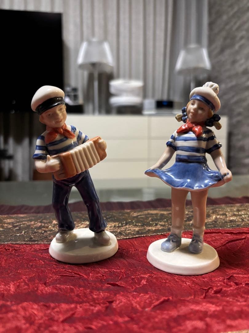 ロイヤルコペンハーゲン　2007年　フィギュリンセット　オスカー＆スーザン