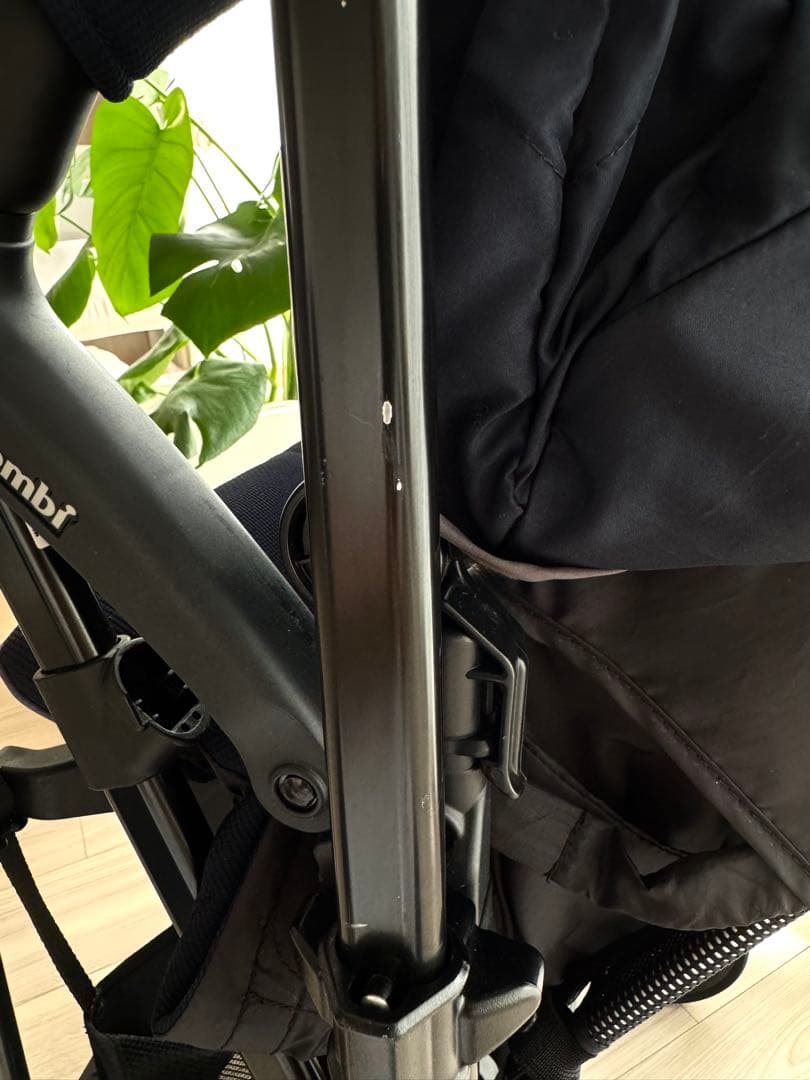 コンビ　スゴカルエアー　エッグショック　AM ネイビー