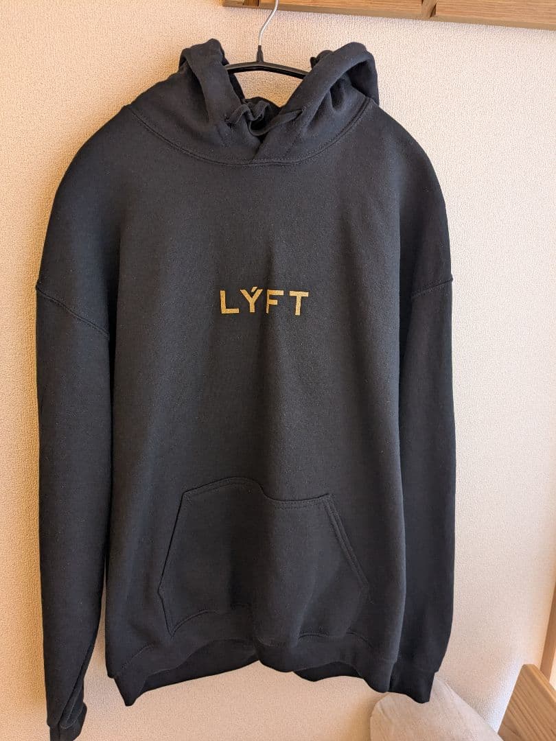 【USED】LYFTパーカー　Memorial Flag Hoodie　L