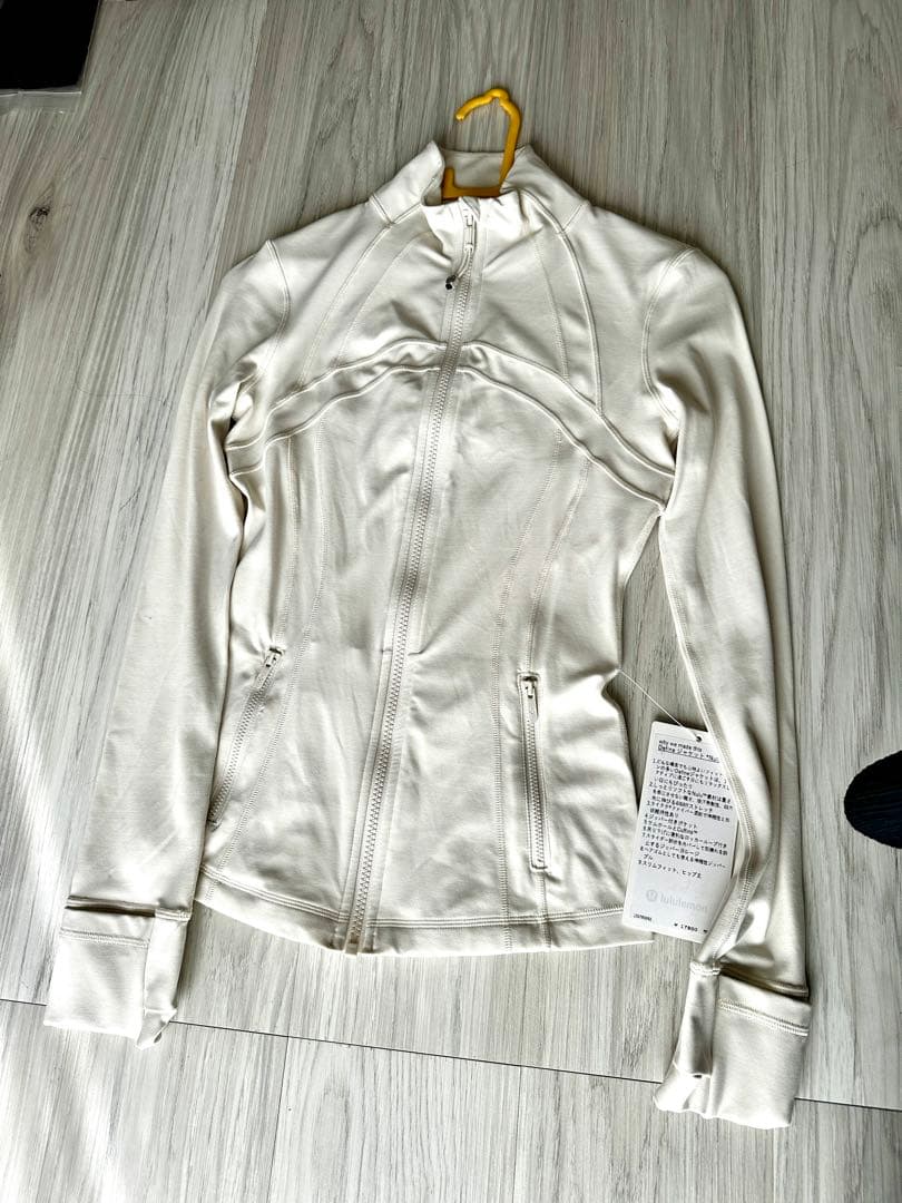 lululemon Define ジャケット Nulu 新品　ルルレモン