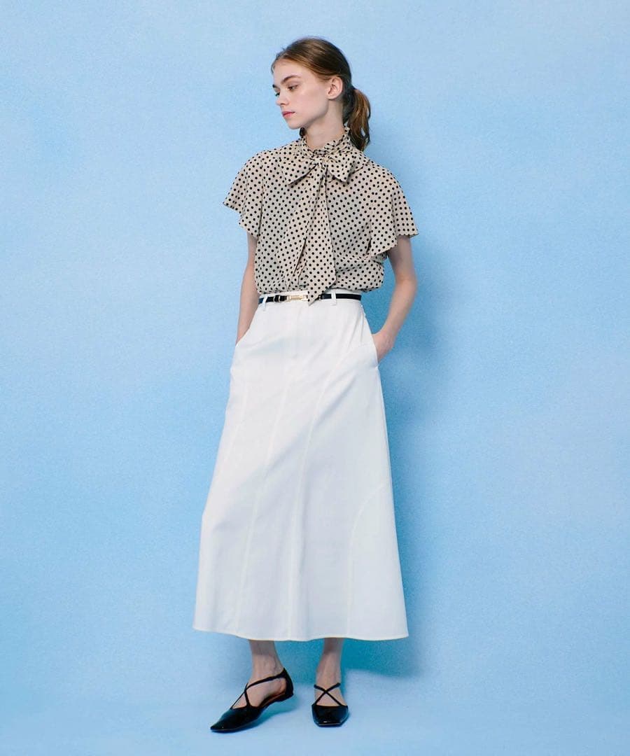 【LOULOU WILLOUGHBY】デシンドットフレアスリーブブラウス