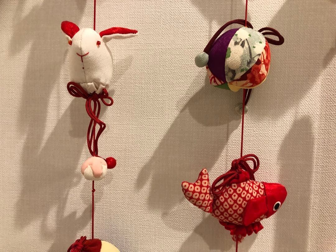 【匿名配送】桃の節句の壁掛け③5蓮　吊るし飾り　吊るし雛