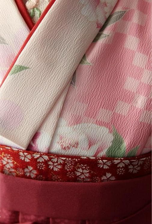 七五三　女の子　３歳　着物　袴　ピンク　エンジ