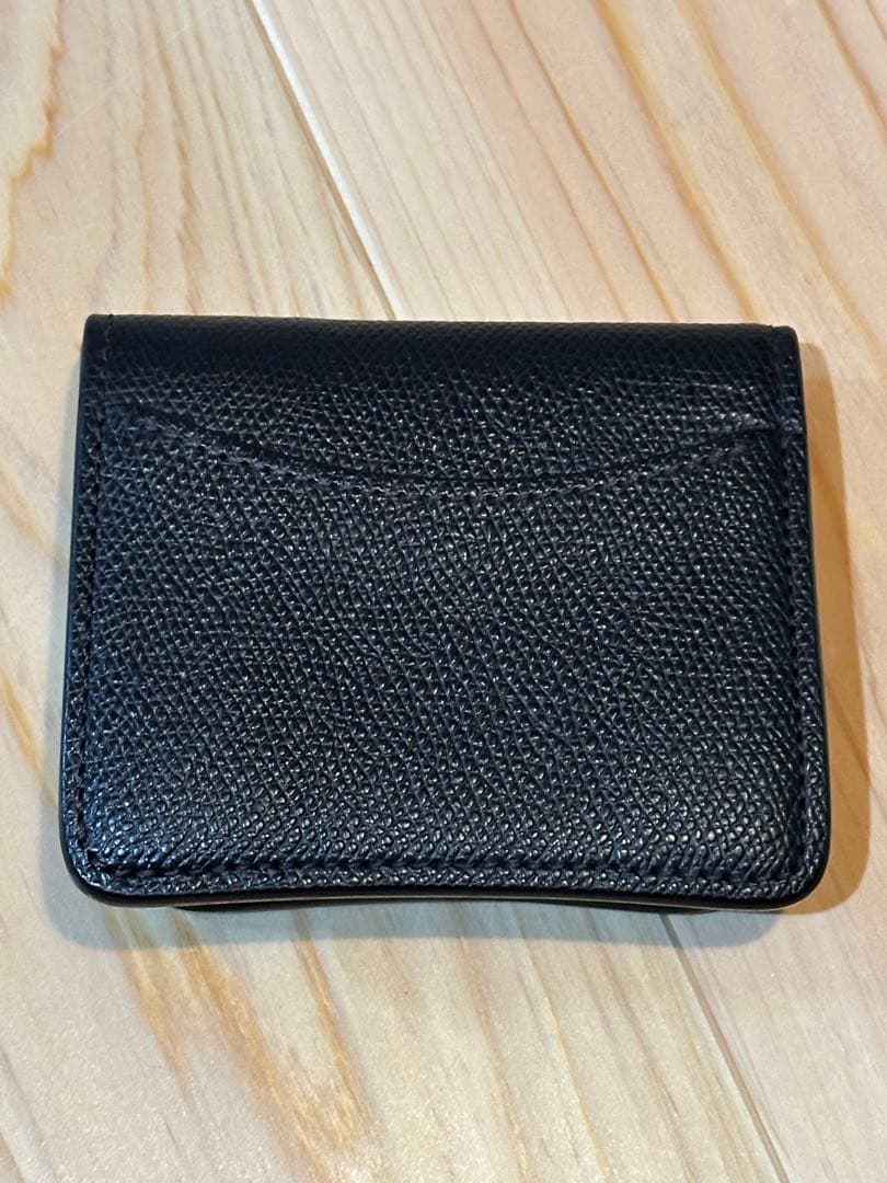 ワイルドスワンズ　黒 レザー 二つ折り財布　最終価格