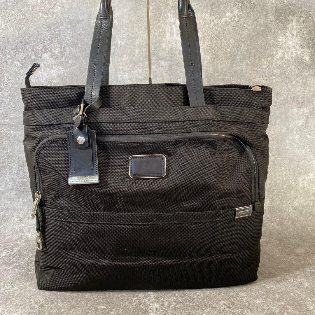 TUMI コンパニオン トートバッグ A4 リミテッド　エディション　限定　黒