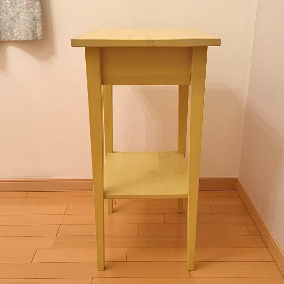 ① IKEA HEMNES イケア ヘムネス サイドテーブル イエロー