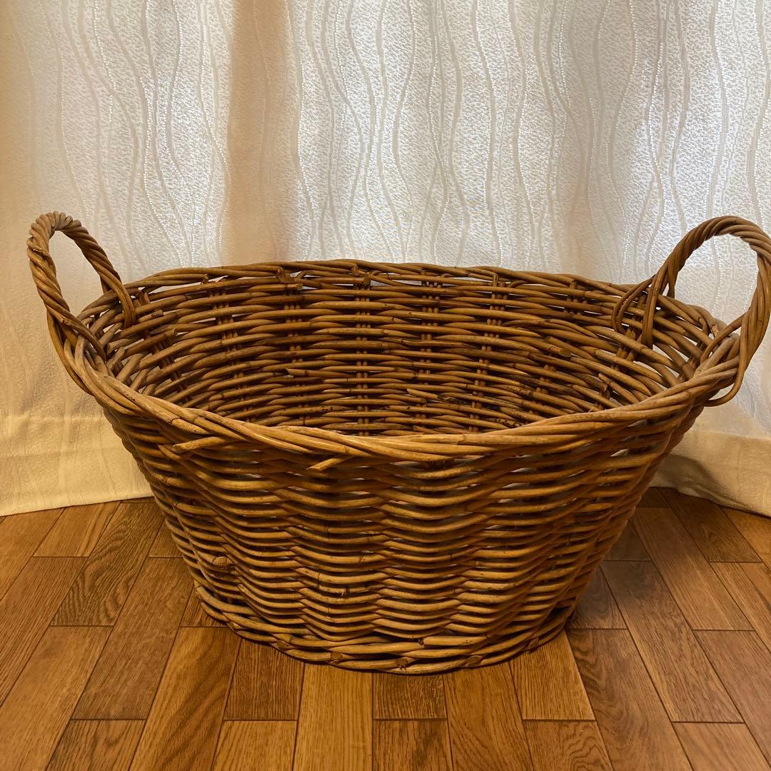 カゴ　特大　籐　2点