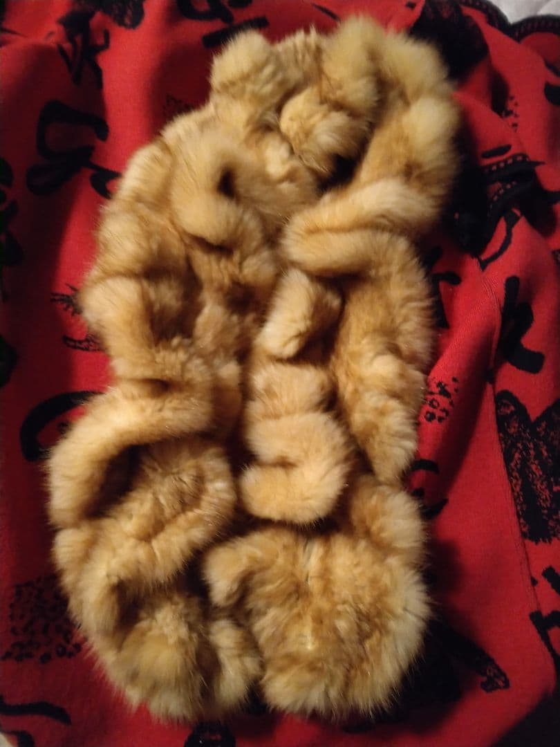 ロシアンセーブルマフラー、タグ付き、更に値下げしました、