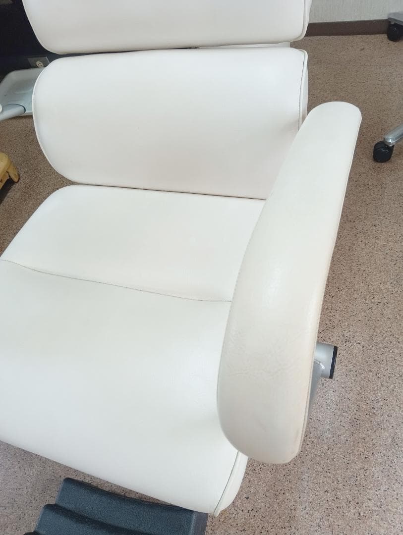 【取りに来れる方限定】タカラベルモントシャンプー台 フロアステップ付き 美容室