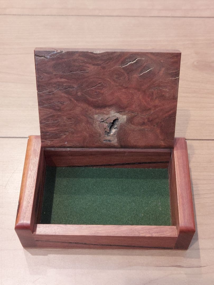 コアウッド　アクセサリーケース