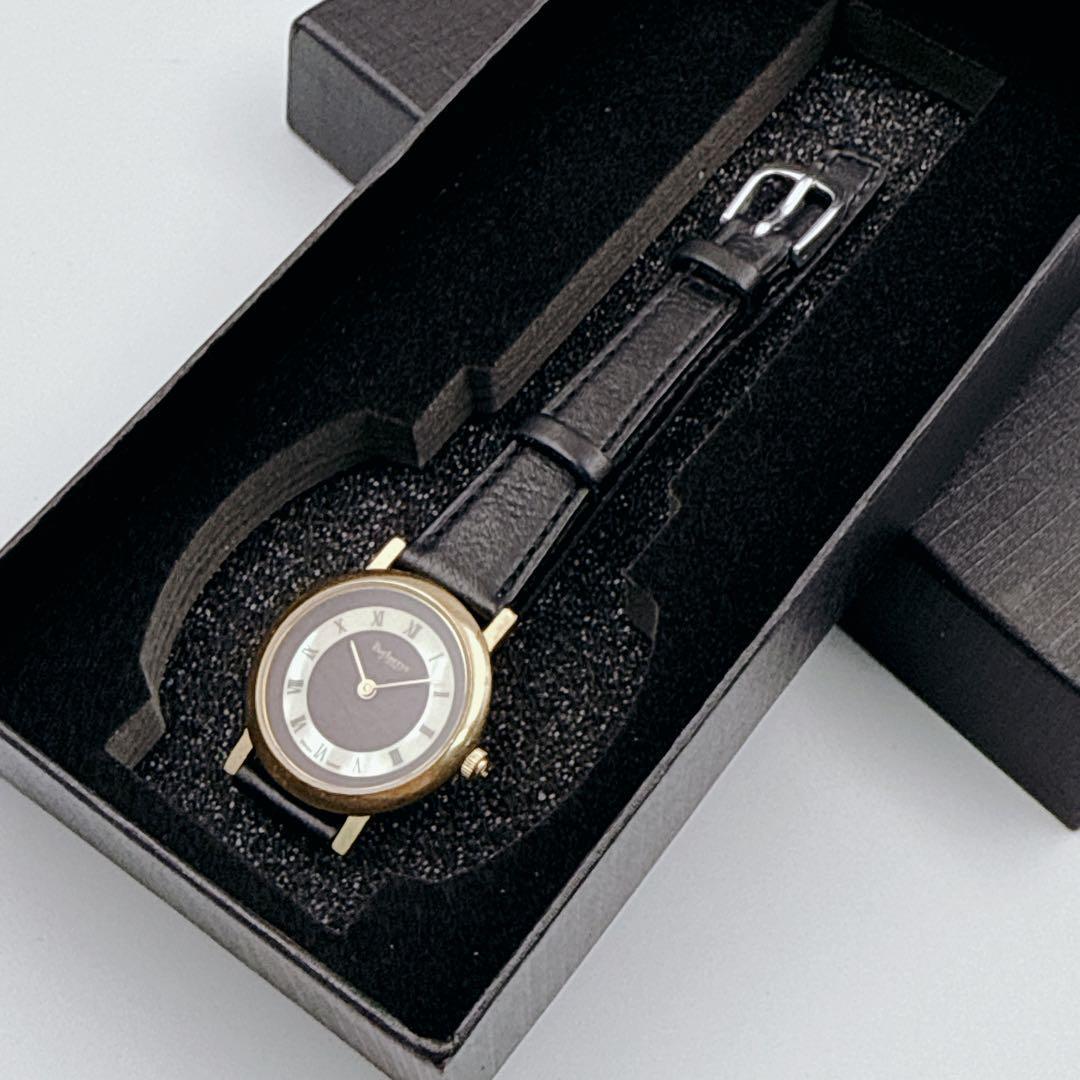 Burberry's ✨ バーバリー　白蝶貝　ゴールド　ヴィンテージ　6000L