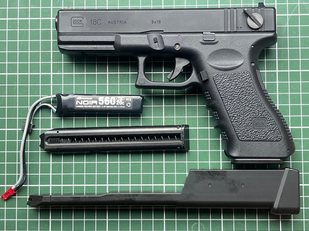 ⭐︎東京マルイ グロック18C 電動ガン 100連マグ•リポ•ハードケース【美品】