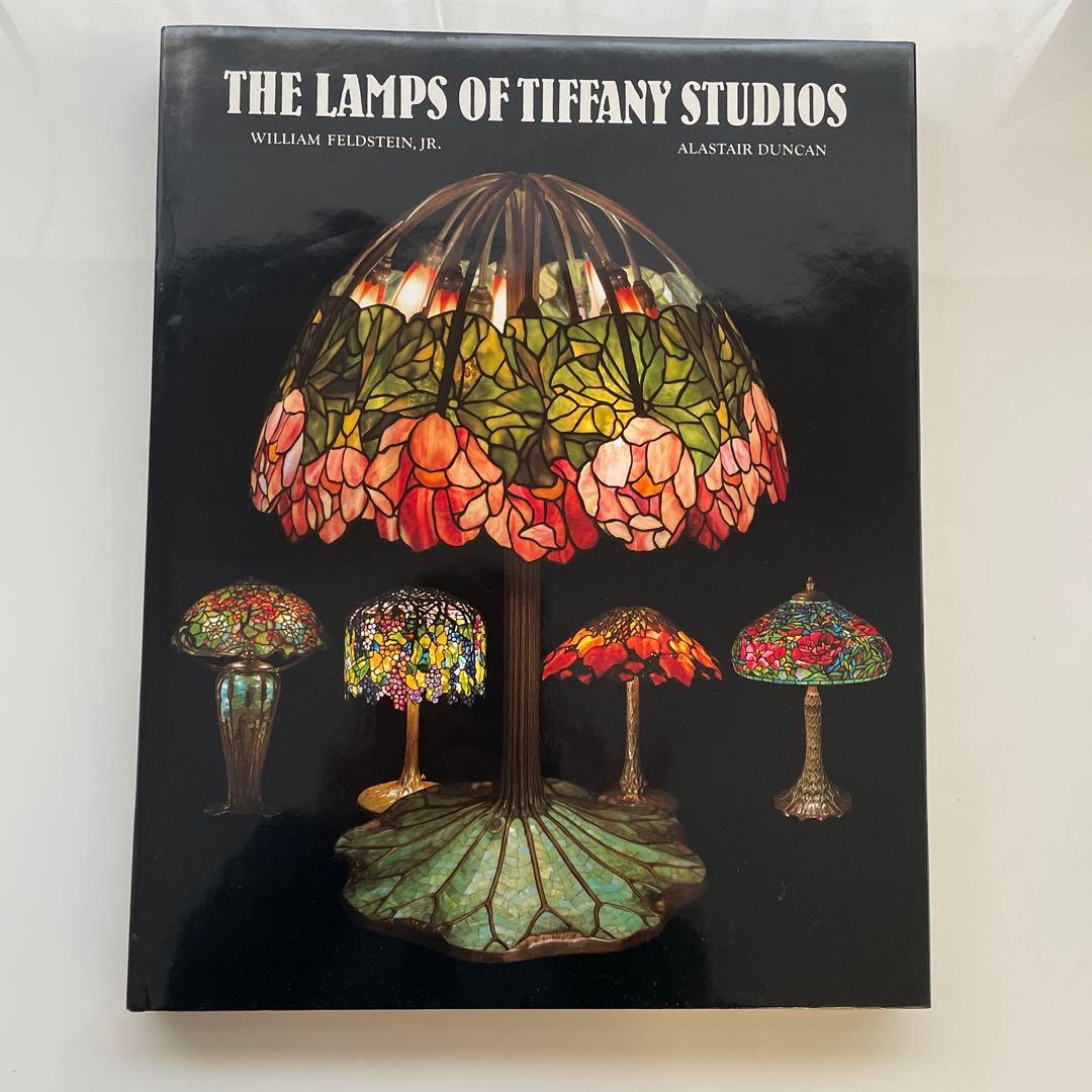 ステンドグラス　THE LAMPS OF TIFFANY STUDIOS