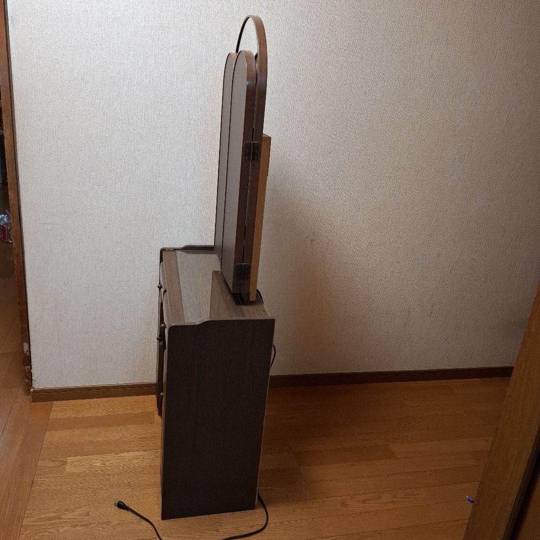 クラシックな三面鏡 ドレッサー　ブラウン　全体高さ149㎝
