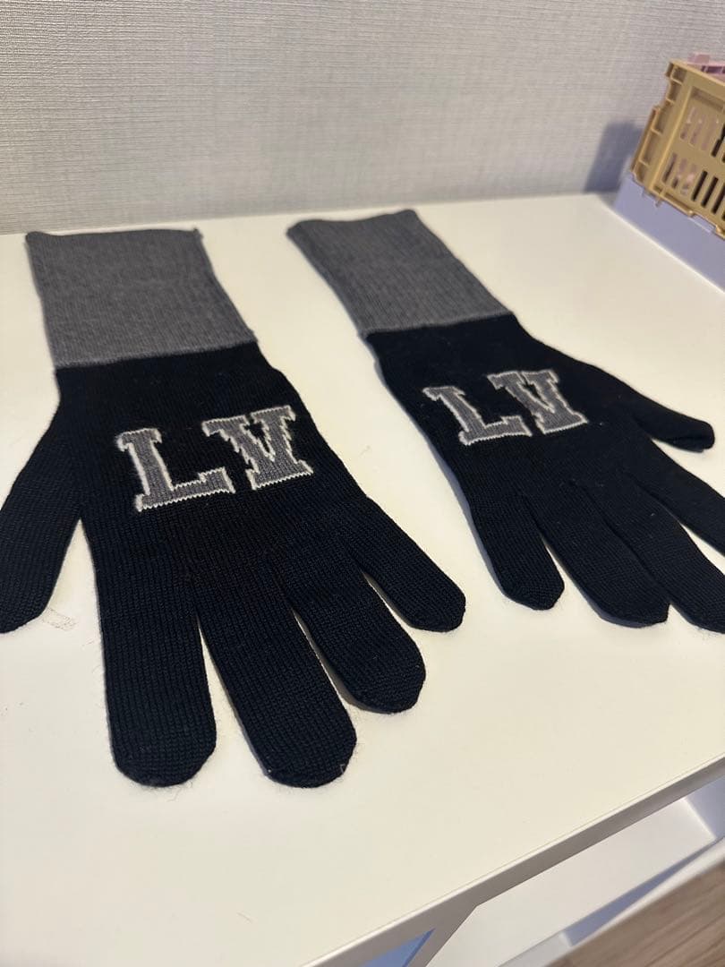 LVロゴ刺繍 ニット手袋 フリーサイズ