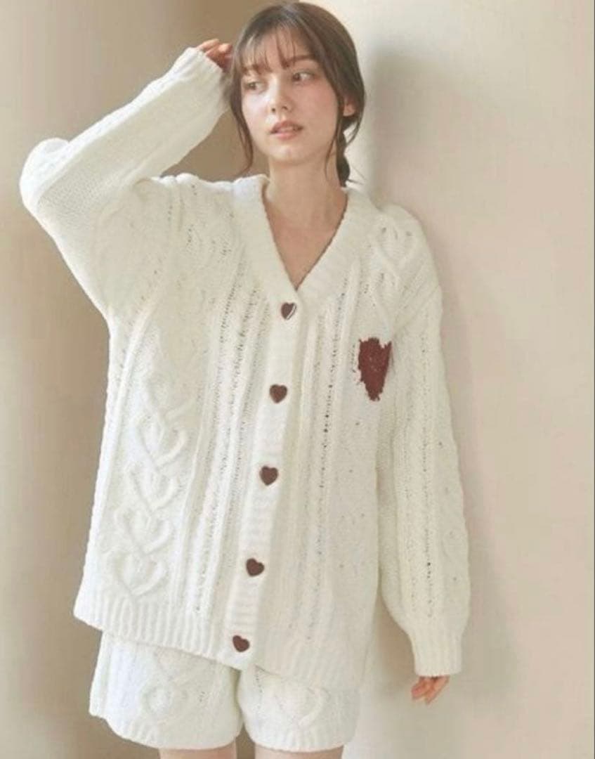 GELATOPIQUE バレンタイン　ハートアランカーディガン&ショートパンツ