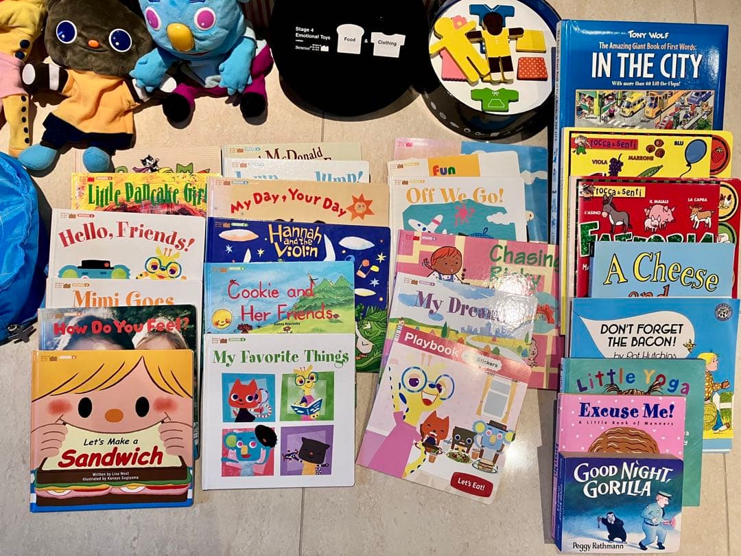 6割新品未開封ワールドワイドキッズDVD30点&CD24点&絵本26点