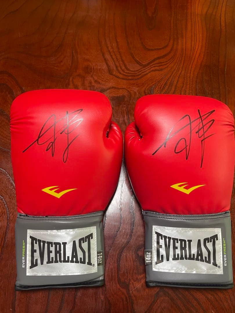 朝倉未来　サイン入り　グローブ