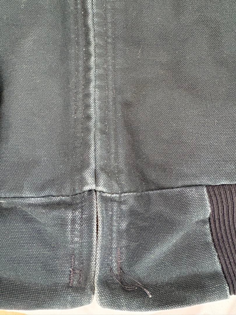 Carhartt ダークグレー フード付きジャケット