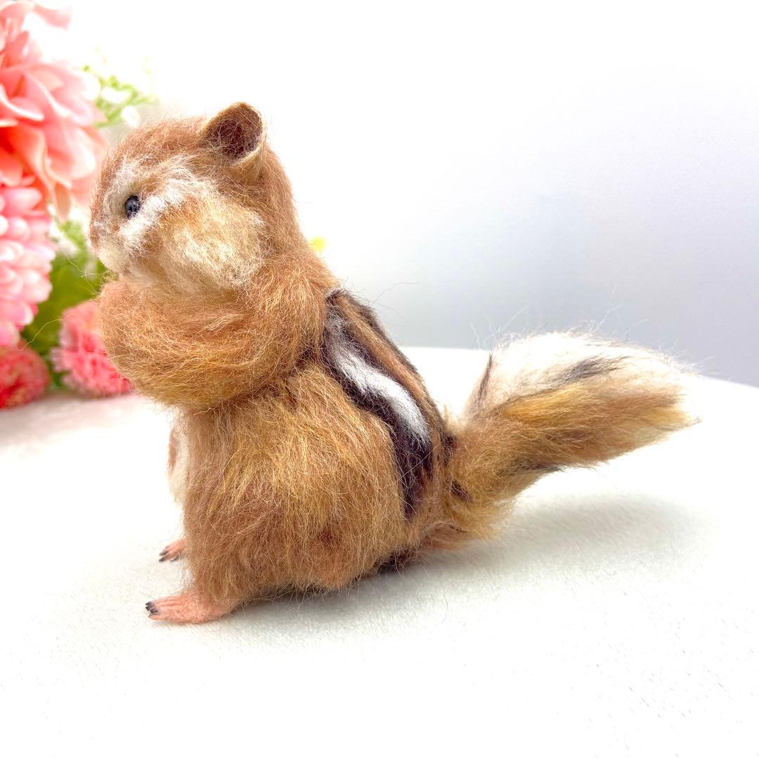 シマリス　羊毛フェルト　ハンドメイド　人形　オブジェ　インテリア