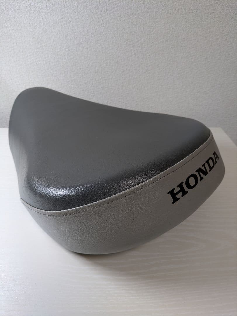 スーパーカブC125 純正シート