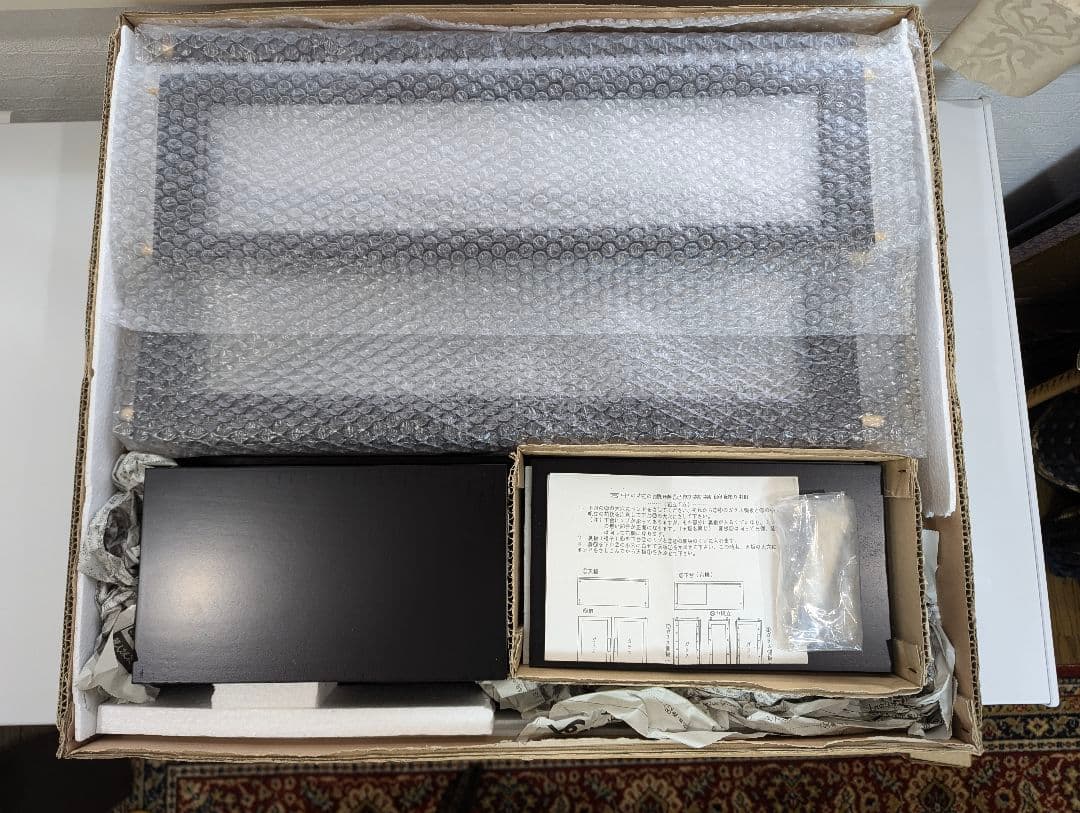 【新品】ガラス扉付きコレクションケース　可動棚付き　煎茶茶碗　飾り棚 　組立式