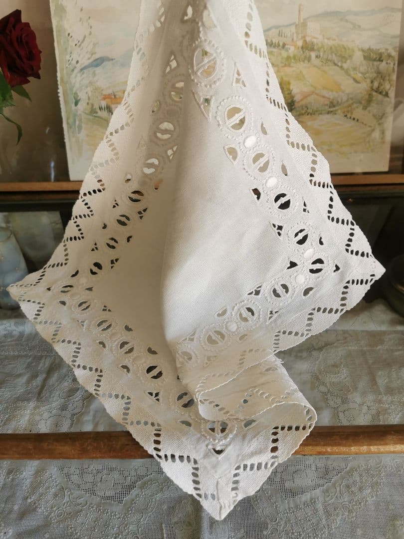 アンティーク オープンカットワーク＆フレンチノット刺繍 ボビンレース編みランナー