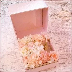 プリザーブドフラワーオルゴールボックス ホワイトピンク コブクロ 桜
