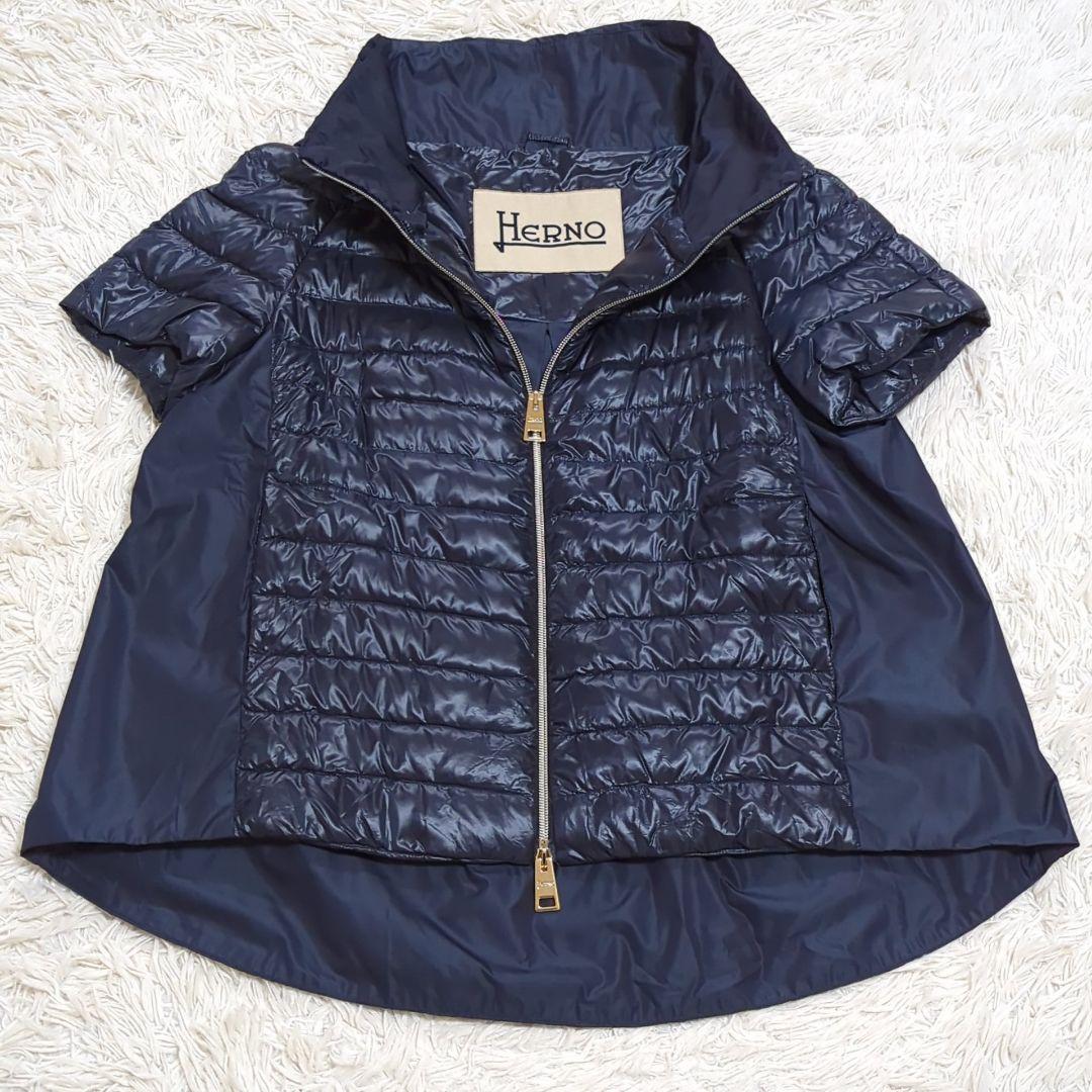 極美品 HERNO 46 大きいサイズ 半袖 ダウンベスト 異素材切替 紺