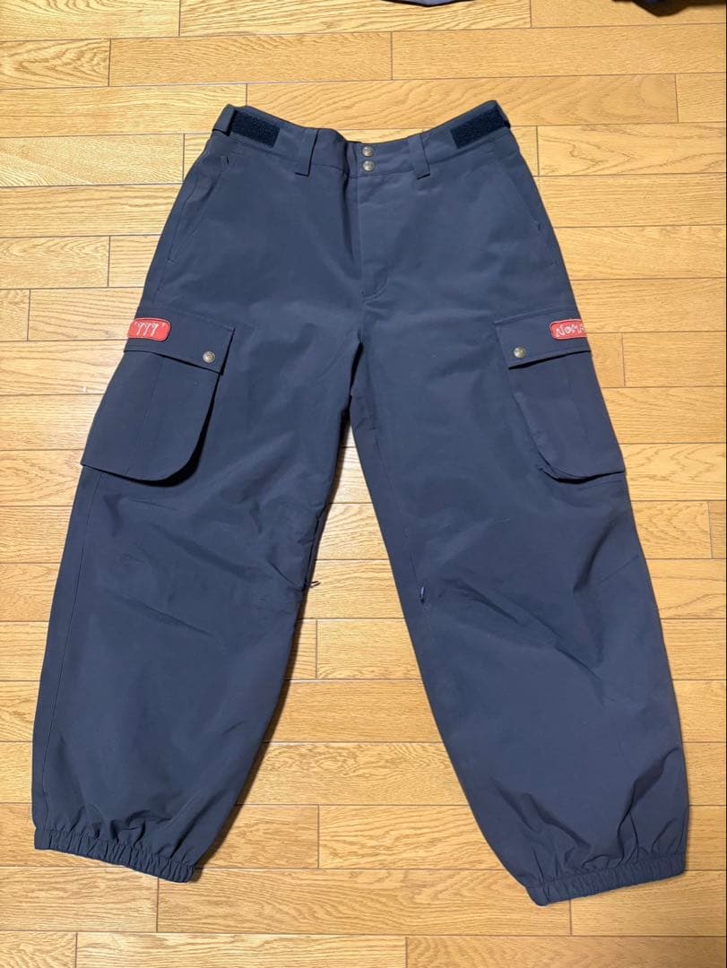 【再値下げ】sizeＭ25-26NOMADIK 777ダークグレイ