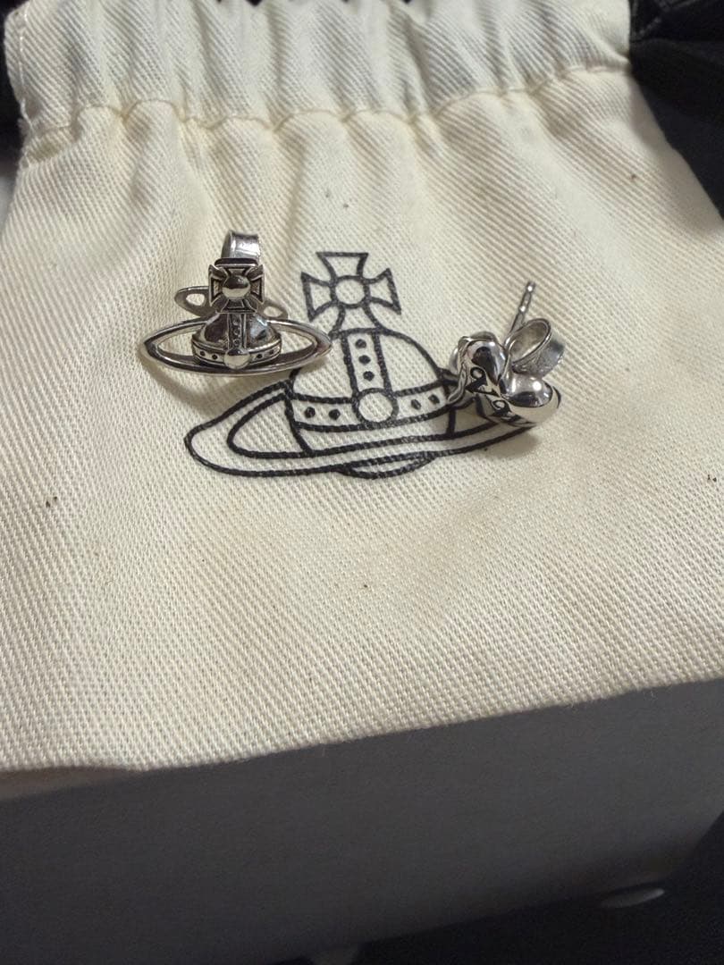 Vivienne Westwood LEODARIA EARRINGSピアス