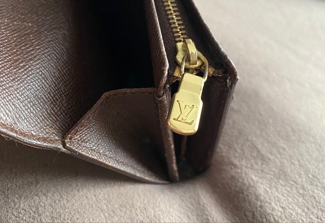 Louis Vuitton ダミエ 二つ折り財布