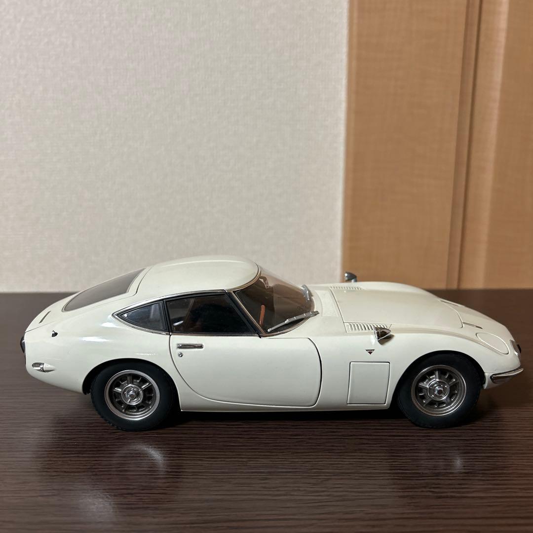 AUTOART オートアート TOYOTA 2000GT 模型