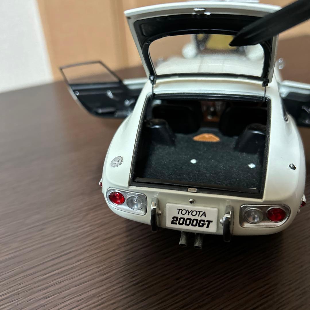 AUTOART オートアート TOYOTA 2000GT 模型
