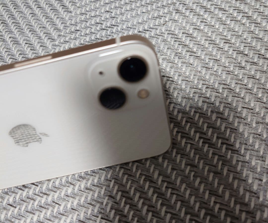 Apple iPhone13 128GB スターライト