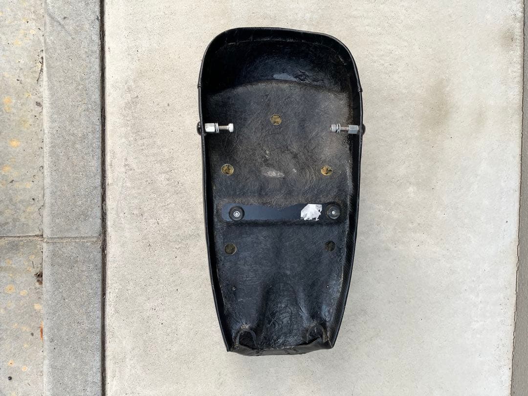 SR400 500 VMXシートブラットスタイル BRATSTYLE